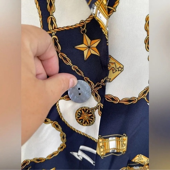 Graham & Gunn Women's Nautical silk blazer
size 14 - Picture 3 of 7